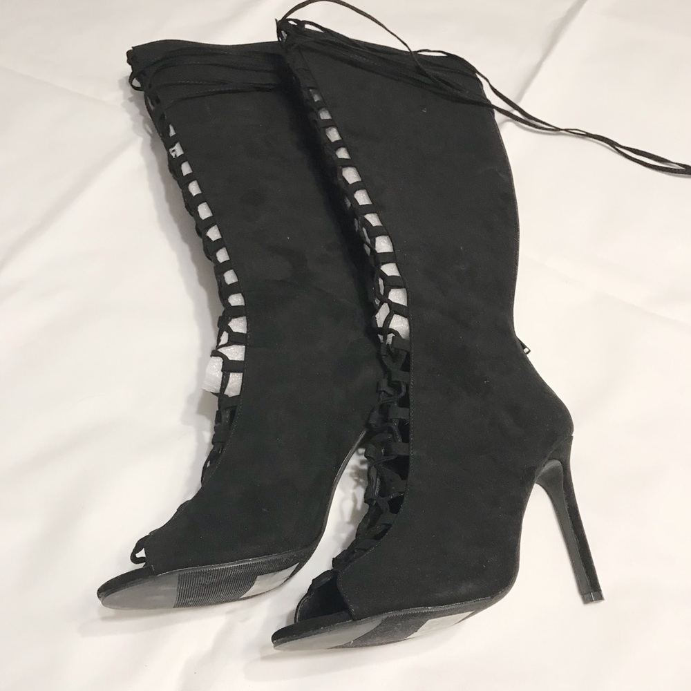 🖤LACE UP BOOTS🖤